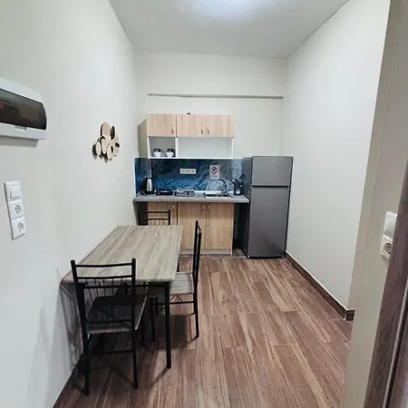 Daire Alekas Garden View *