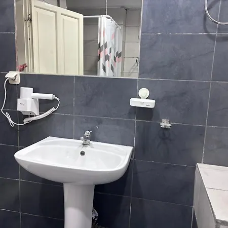 Alekas Garden View *