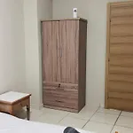Alekas Garden View شقة *